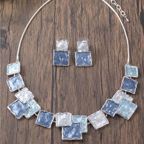 Jewelry - Elegant Blue and Silver Necklace and Earring Set